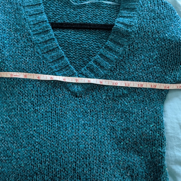 Pretty sparkly sweater top - Picture 13 of 15